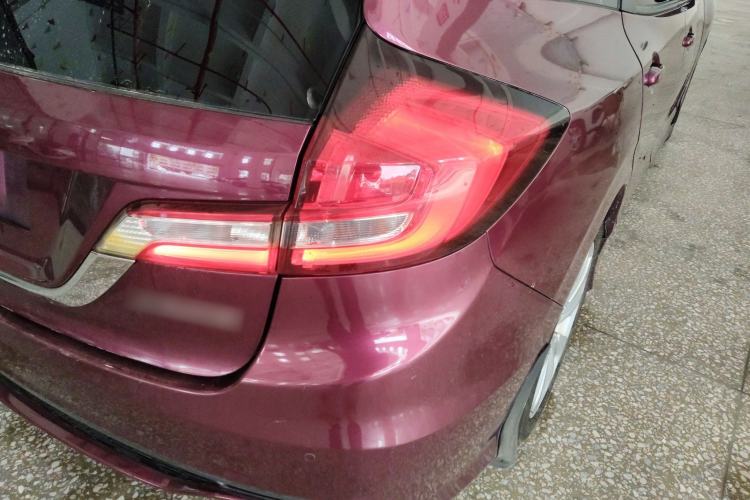 Used Honda Jade 2017 1.8L automatic Comfort version 5 seats
