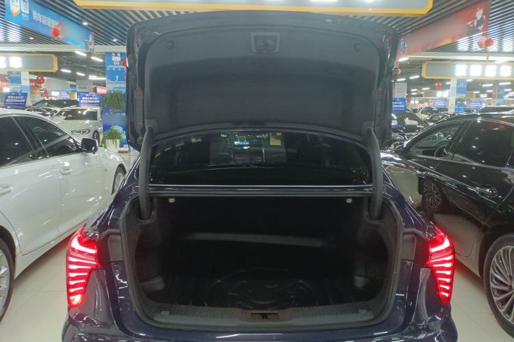 Used Hongqi H5 2023 2.0T Automatic Smart Connect Flagship Edition
