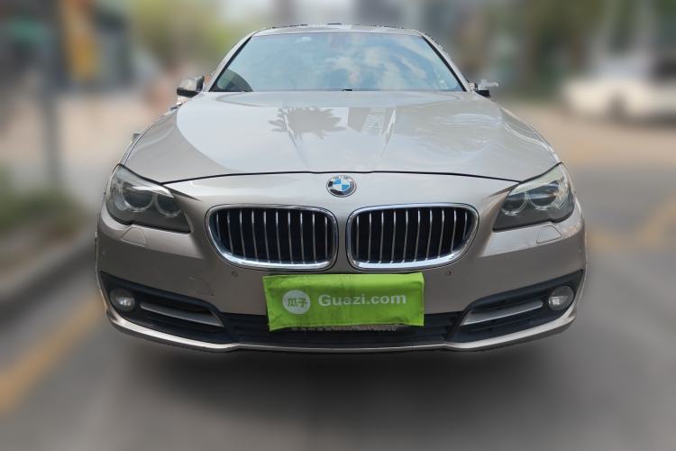Used BMW 5 Series 2014 528Li Leading Model
