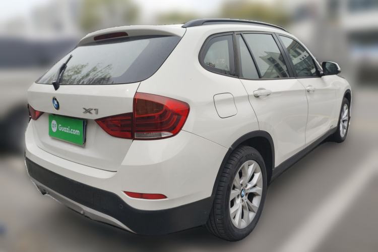 Used BMW X1 2014 sDrive18i Fashion Model Rear Right 45 Deg