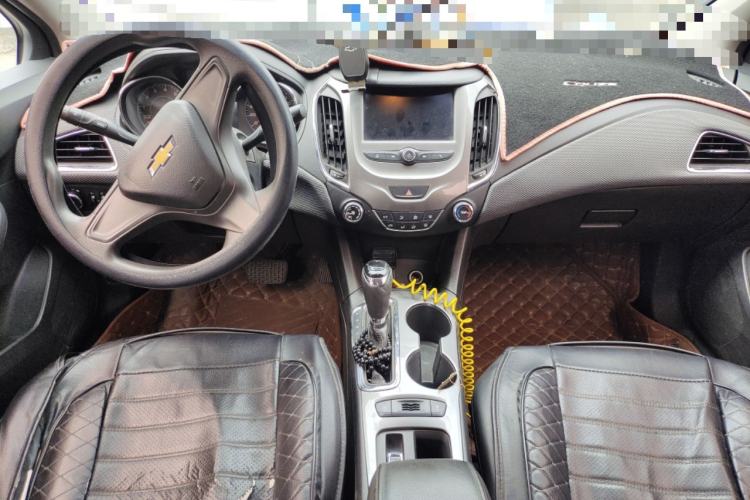 Used Chevrolet Cruze 2017 1.5L Automatic Pioneer Sunroof Edition