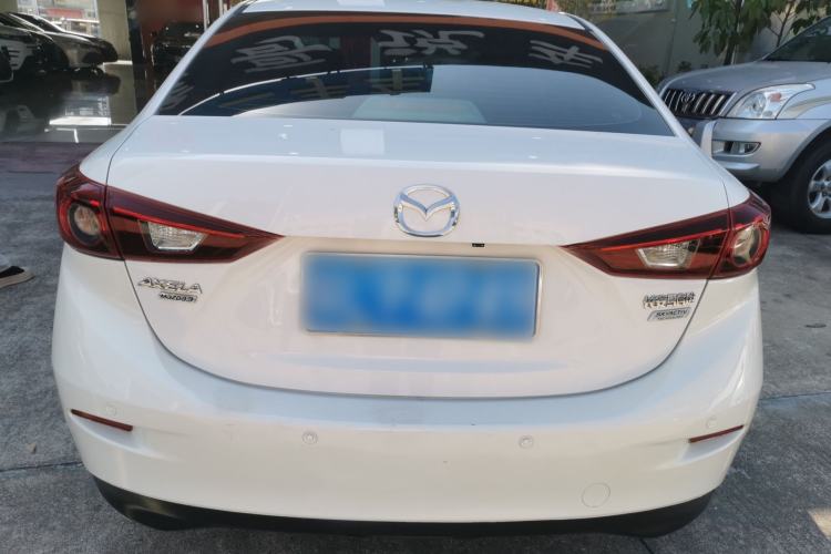 Used Mazda Mazda 3 Axela 2014 Sedan 1.5L Automatic Comfort Model
