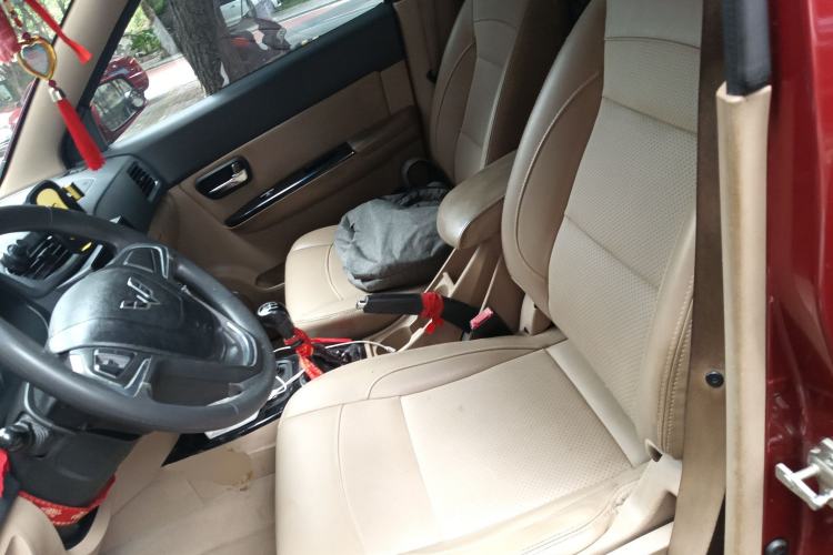 Used Wuling Hongguang 2013 1.5L S Luxury Model
