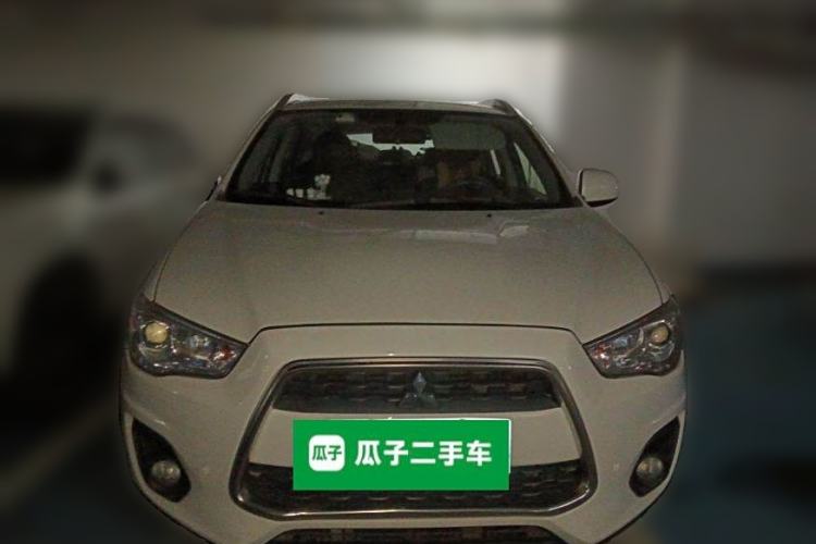 Used Mitsubishi ASX 2015 2.0L CVT Two-Wheel Drive Elite Edition