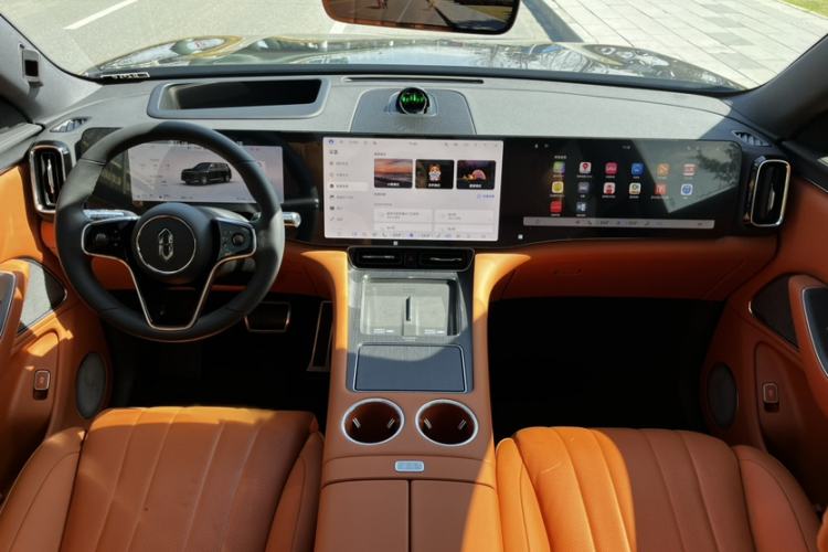 Used Hima AITO M8 2025 Extended-Range Max+ Version 53.4 kWh 5-Seater Edition