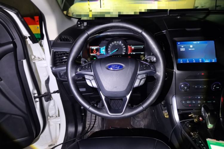 Used Ford Edge 2018 EcoBoost 245 Two-Wheel-Drive Titanium 7-Seater China V Standard
