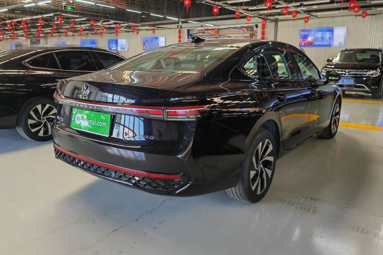 Used Volkswagen Passat 2025 Pro 380TSI Starry Dragon Edition Exterior 5