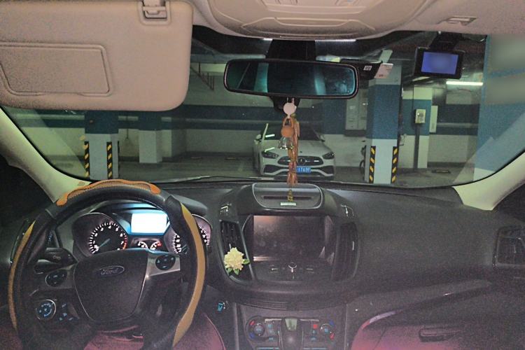 Used Ford Kuga 2015 1.5L GTDi Four-Wheel-Drive Elite Model
