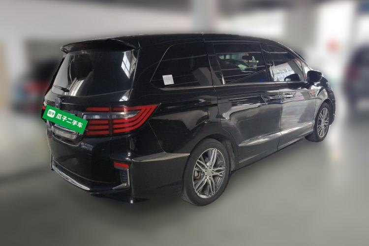 Used Honda Elysion 2019 2.0L Hybrid Luxury Edition Rear Right 45 Deg