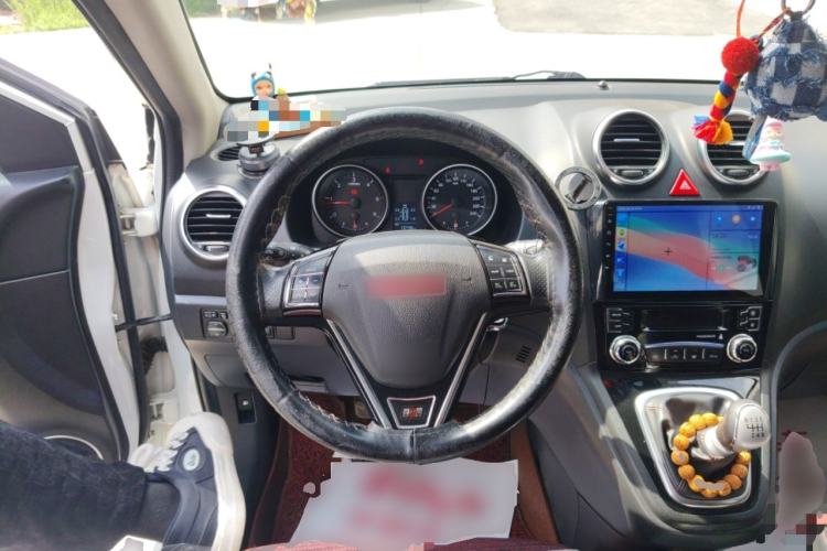 Used Haval H6 2014 Upgraded Model 2.0T Diesel Manual 4x4 Elite Version Steering Wheel