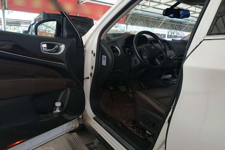 Used Infiniti QX60 (Import) 2014 2.5 S/C Hybrid Two-Wheel Drive Excellence Edition
