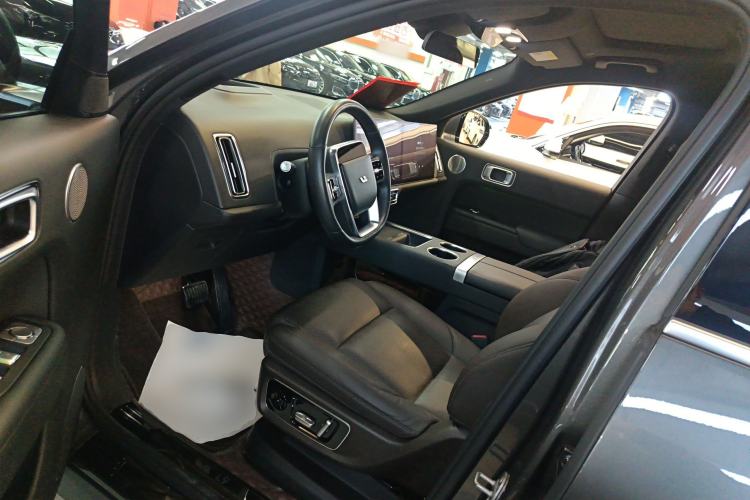 Used Li Auto L9 2022 Max model