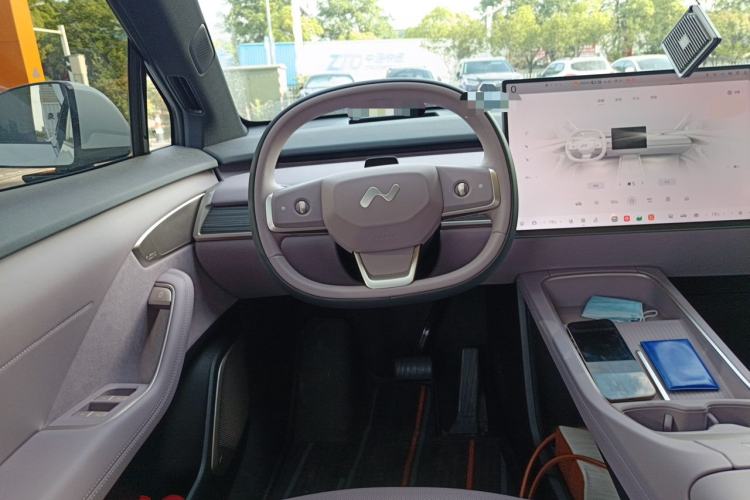 Used ONVO L60 2024 60 kWh Rear-Drive Version