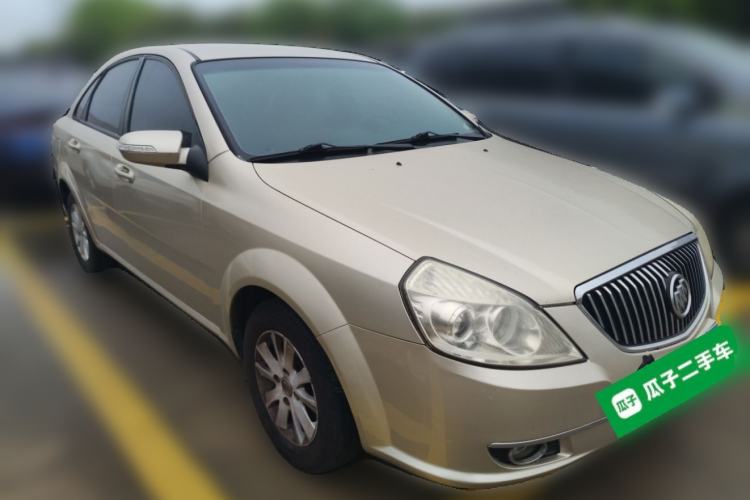 Used Buick Excelle 2011 1.6LX-AT Front Right 45 Deg
