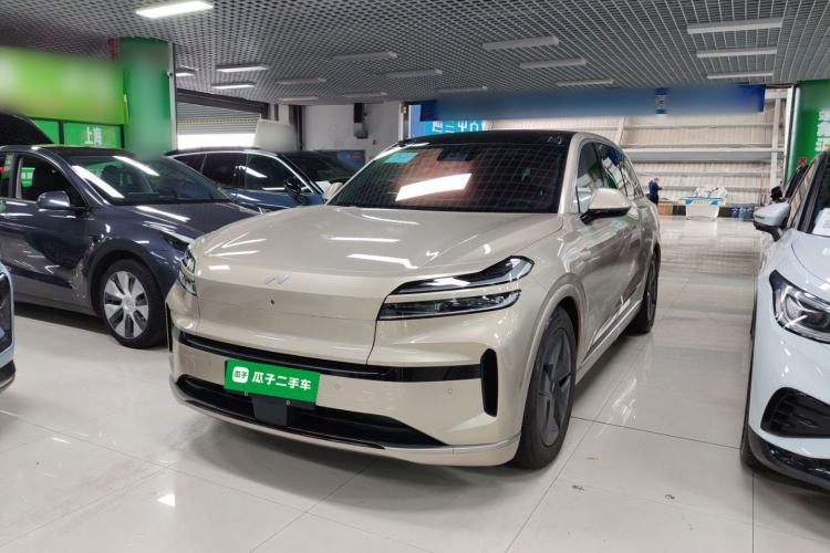 Used ONVO Luxeed L90 2025 Model—Max Six-Seater Version