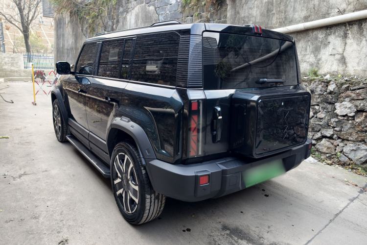 Used iCAR 03 2024 501km Four-wheel Drive Long-Range Advanced Version
