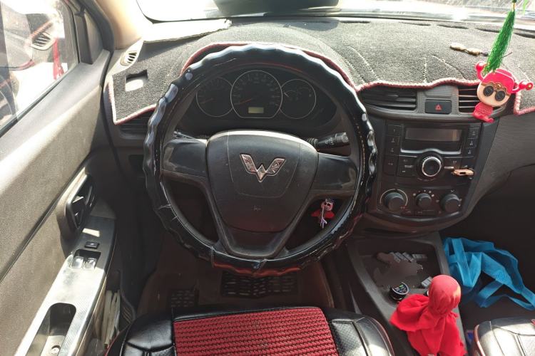 Used Wuling Hongguang 
