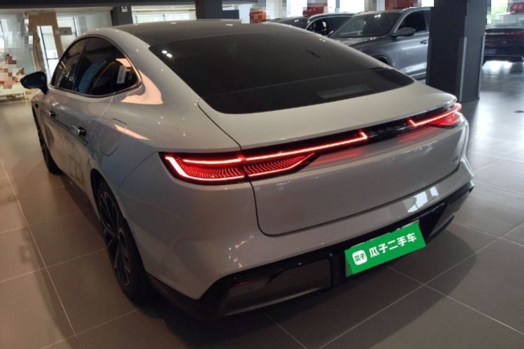 Used Geely Galaxy E8 2025 700 km Long-Range Intelligent Driving Version
