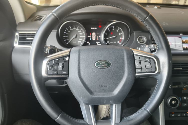Used Land Rover Discovery Sport 2016 2.0T SE
