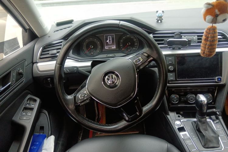 Used Volkswagen Lamando 2019 280TSI DSG Comfort Edition China VI standard
