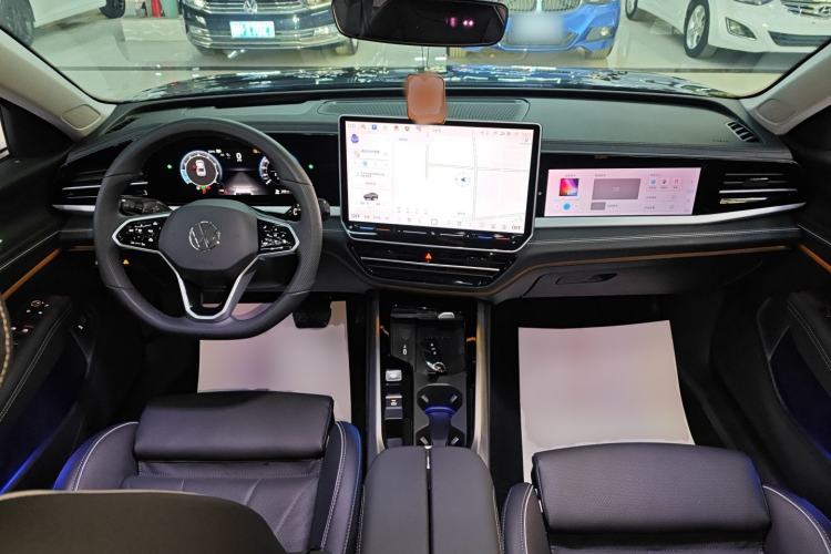 Used Volkswagen Passat 2025 Pro 380TSI Starry Dragon Edition
