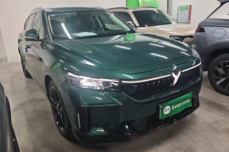 Used VOYAH FREE 2023 Four-Wheel Drive Extended-Range Model with Ultra-Long Range
