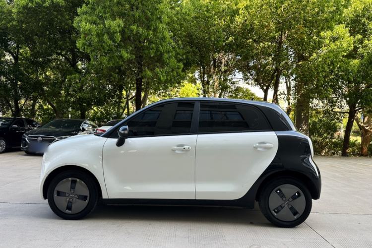 Used ORA Black Cat 2021 301 km Basic Version
