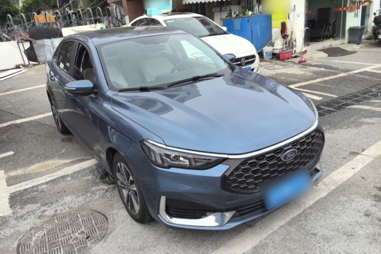 Used Ford Escort 2021 1.5L Automatic Diamond Edition Front Right 45 Deg