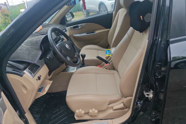 Used Buick Excelle 2013 1.5L Manual Classic Model Left Front Seat