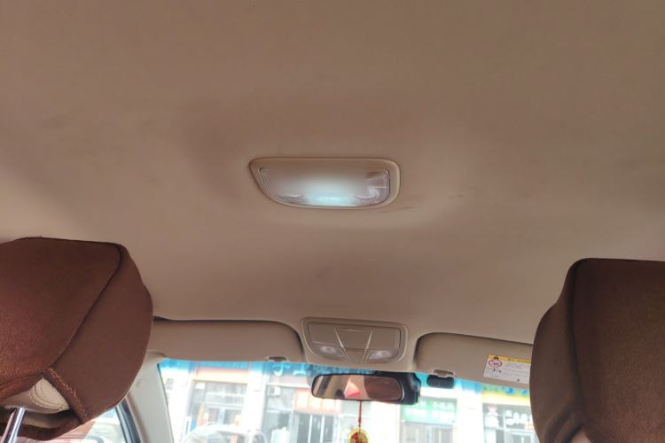 Used Geely Auto Emgrand 2017 Sedan Million Edition 1.5L Manual Luxury Model
