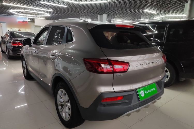 Used BORGWARD BX5 2017 20TGDI Automatic Two-Wheel Drive Pioneer Edition