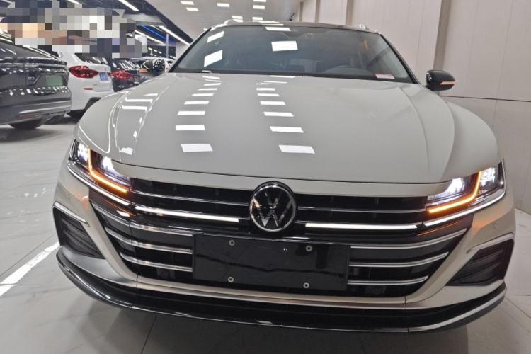 Used Volkswagen FAW-Volkswagen CC 2023 Hunting Vehicle 380TSI Hunter's Heart Edition