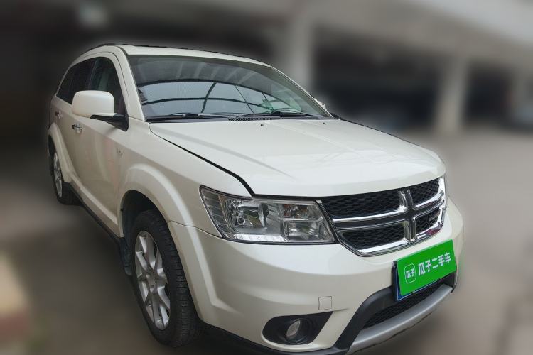 Used Dodge Journey 2013 2.4L Two-Wheel Drive Luxury Version