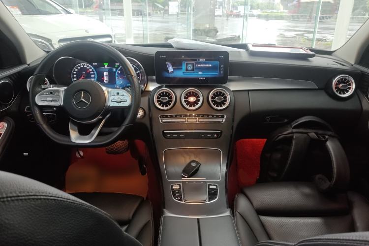 Used Mercedes-Benz C-Class 2020 C 260 L Sport Edition Center Console