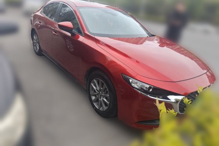 Used Mazda 3 Axela 2020 1.5L Automatic Luxury Version Front Right 45 Deg