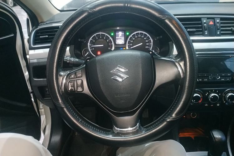 Used Suzuki Alivio 2015 1.6L Automatic Enjoyment Model
