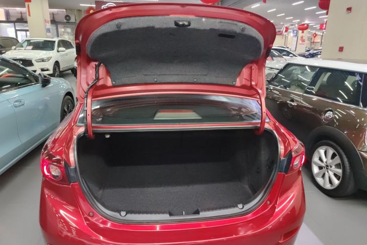 Used Mazda 3 Axela 2017 Sedan 1.5L Automatic Comfort Model Emission Standard China V