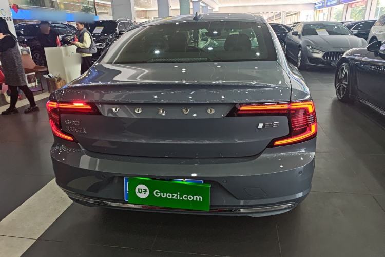 Used Volvo S90 2022 B5 Zhiyuan Luxury Edition