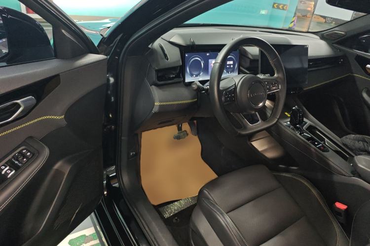 Used Lynk & Co 03 2023 1.5TD DCT JingPro
