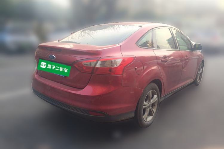 Used Ford Focus 2012 Sedan 1.6L Automatic Fashion Edition
