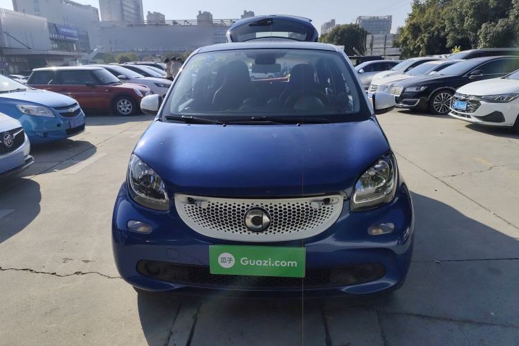 Used smart forfour 2018 0.9T 66 kW Pioneer Edition