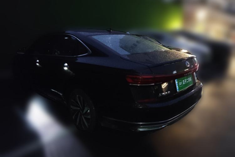 Used Volkswagen Passat 2022 330TSI Starry Luxury Edition Rear Left 45 Deg