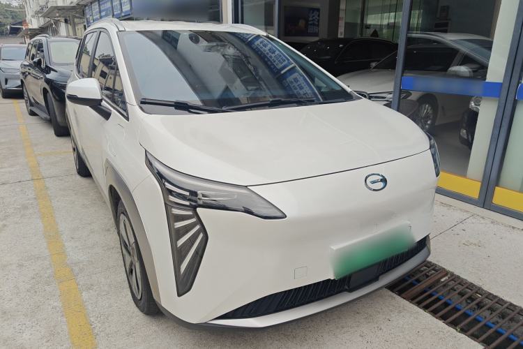 Used AION Y 2023 Younger