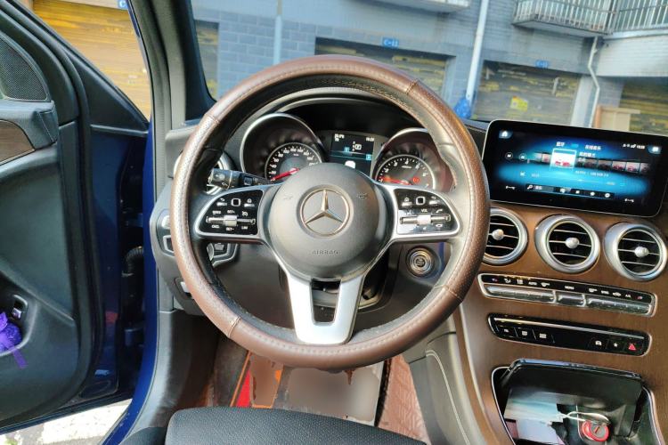 Used Mercedes-Benz GLC 2020 GLC 260 L 4MATIC Dynamic Model Steering Wheel