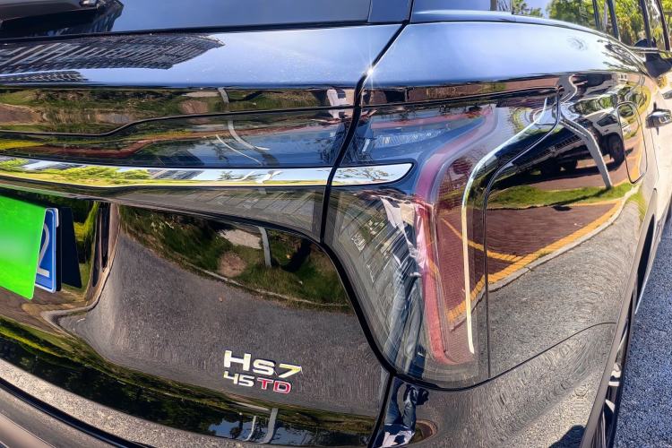 Used Hongqi HS7 2023 2.0T Automatic All-Wheel Drive Flagship Edition 7 Seats Exterior 5