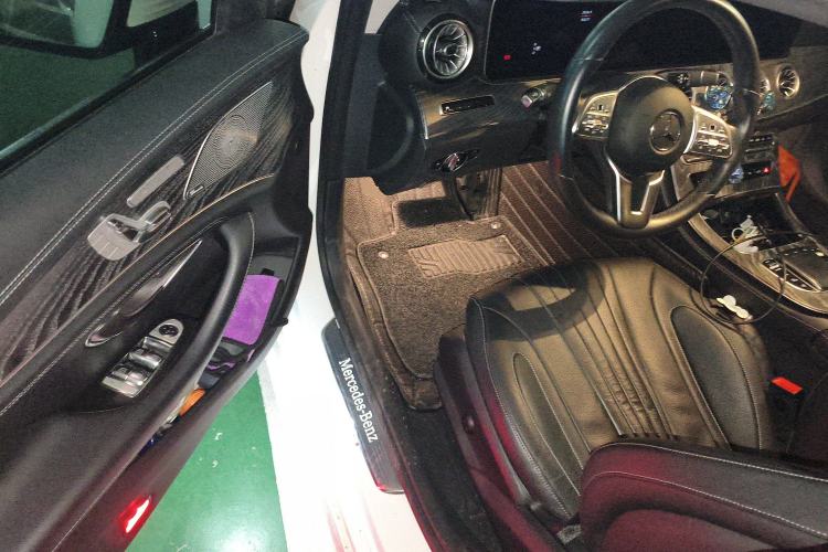 Used Mercedes-Benz CLS 2018 CLS 300 Luxury Model