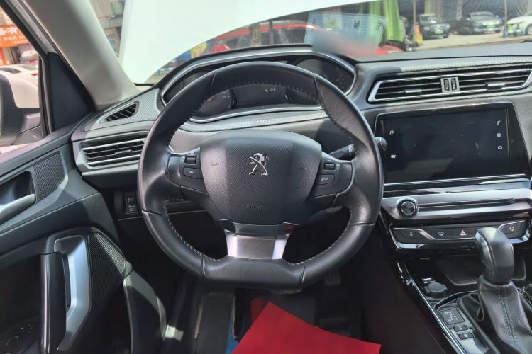 Used Peugeot 308 2019 230THP Automatic Luxury Edition China V Standard Steering Wheel
