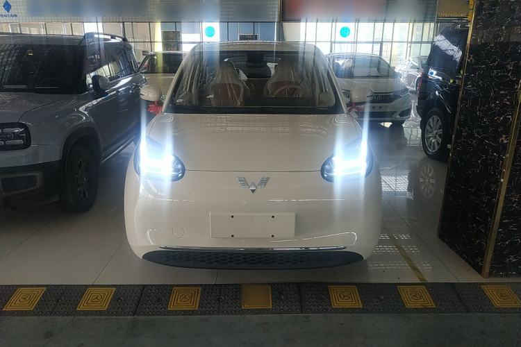 Used Wuling Bingo 2025 333 km Lingxi Connected Version Front