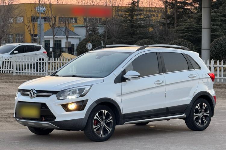 Used BAIC Senova X25 2015 1.5L Automatic Elite Model