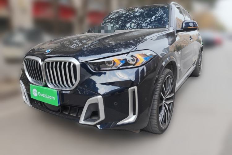 Used BMW X5 2023 xDrive 40Li M Sport Package